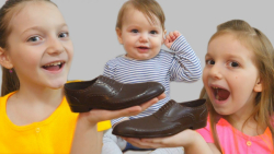 سوفیا و سارا و کفش شکلاتی