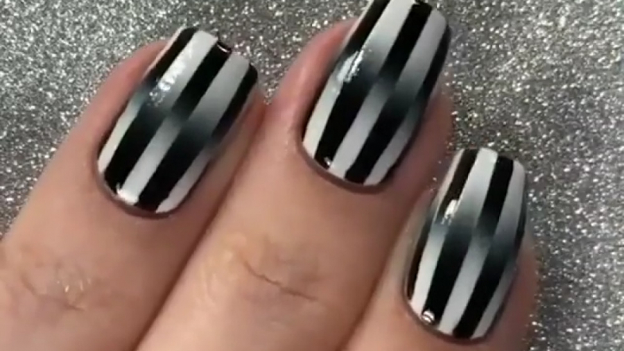 آموزش طراحی ناخن ساده و شیک . دیزاین ناخن سیاه و سفید .  مدل جدید ناخن