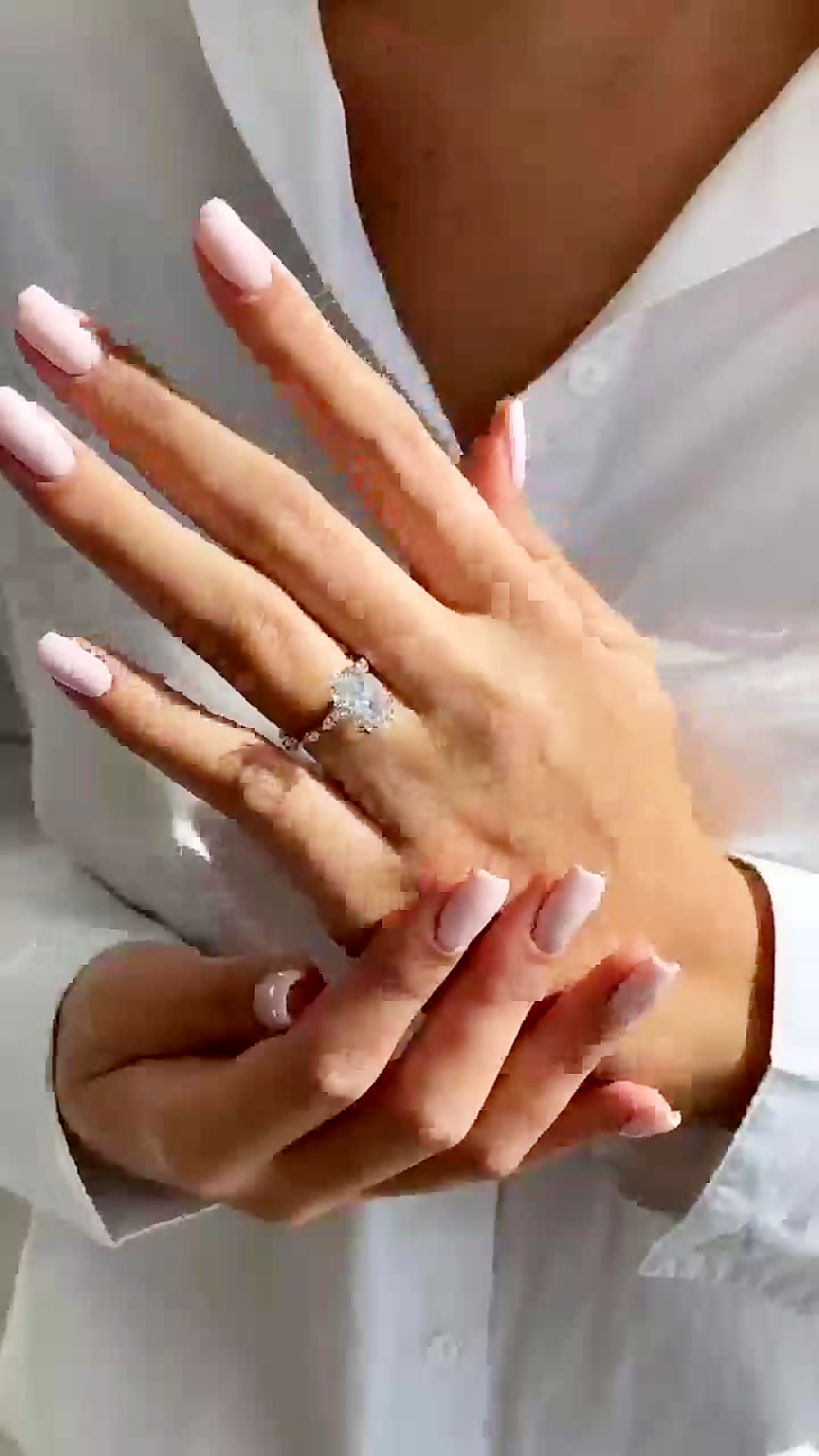 خدمات زیبایی ناخن لاکرنگ (lak.rang)