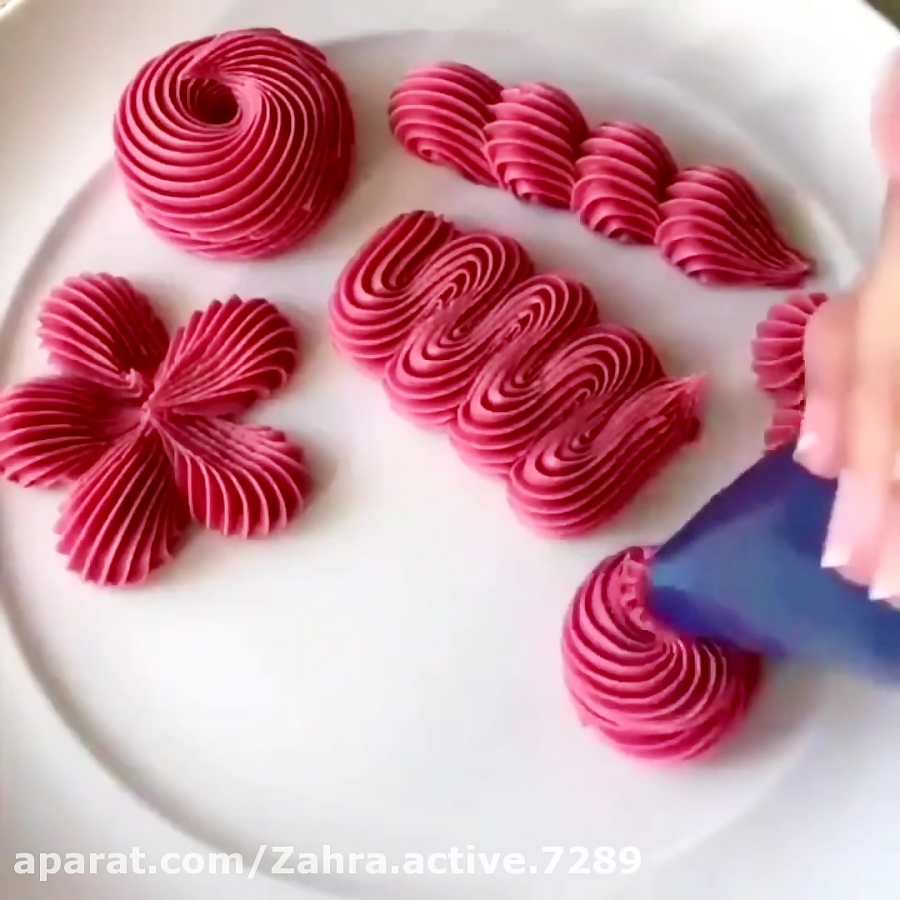 کار با ماسوره برای تزئین کیک