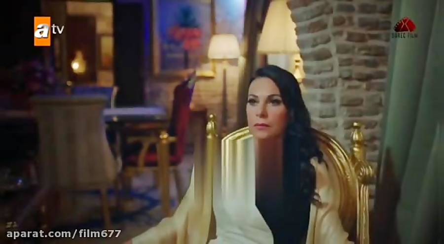معرفی شخصیت آزاده مادر فرید در سریال ترکی زخم قلب زمان44ثانیه
