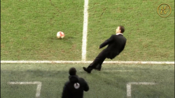 لحظات خنده دار در فوتبال