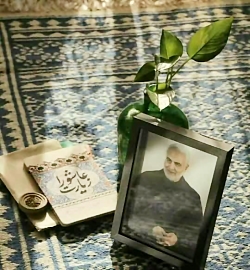 این حسین کیست که عالم همه دیوا...