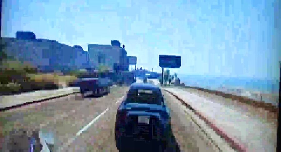 اسپرت کردن ماشین شخصیت مایکل در بازی جی تی ای وی با کنسول ایکس باکس وان اس