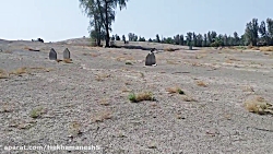 اینجا استان کرمان - قلعه گنج - تمگران - تپه ی تم گران . امرداد 1400