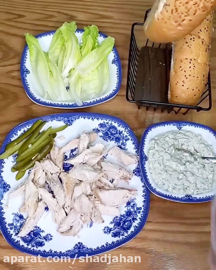 طرز تهیه ساندویچ مرغ خانگی