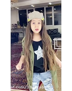 وقتی یه پسر عکسشو پس زمینه میز...