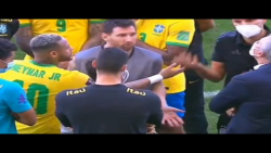 توقف بازی برزیل-آرژانتین به دل...