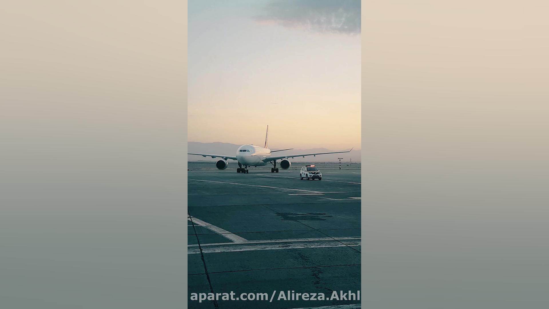 پوستر بزرگ