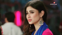 قسمتی از ملکه مارها فصل 2 [ اپ...