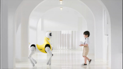 اسب شاخدار رباتیک شرکت اکس پنگ