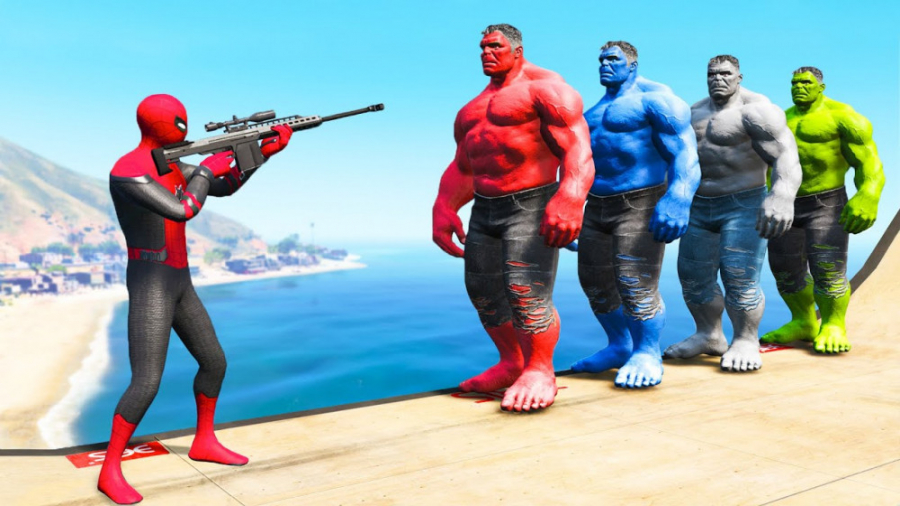 مرد عنکبوتی و هالکهای رنگارنگ در GTA 5
