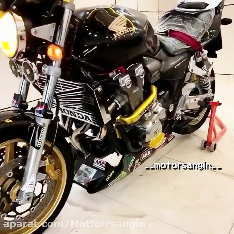 Cb1300 سی بی ۱۳۰۰