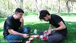 مسابقه خوردن کوه رنگارنگ با سک...