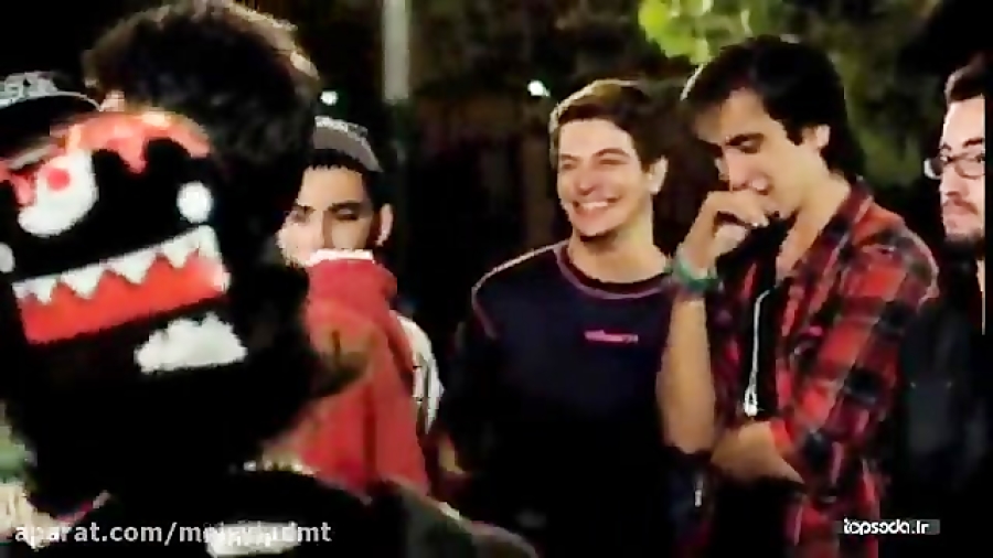رپرها در فیلم مردن به وقت شهریور زمان153ثانیه