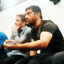 علیرضا دبیر به کشتی گیرای میگه دیدید که یزدانی برنده شد و کلی بچه شیعه شاد شدن