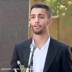 گرایی مدالش را به شهید گمنام هدیه کرد
