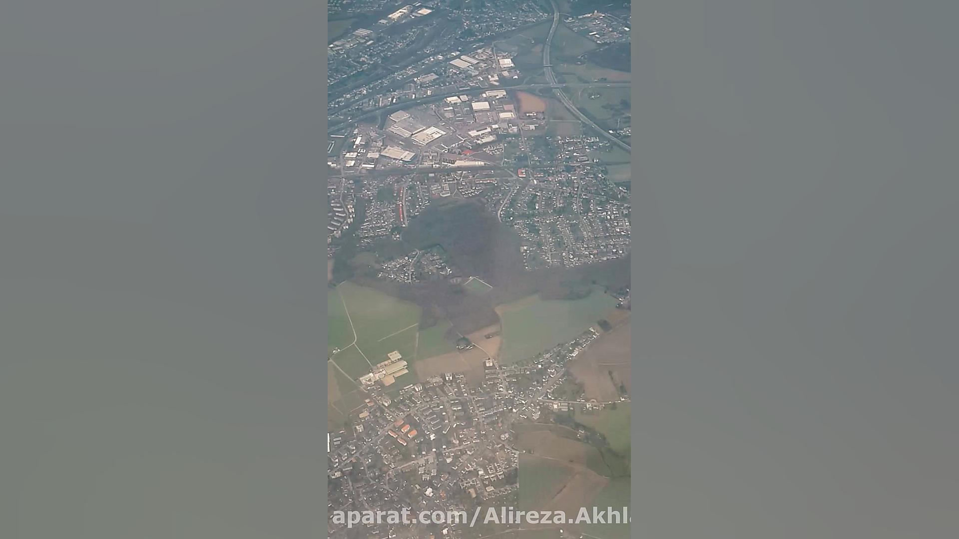 پوستر کوچک