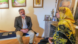 کافه خبر و گپ و گفت با هانیه زارعی، نقاش در گالری انتظامی کافه خبر و گپ و گفت با هانیه زارعی، نقاش در گالری انتظامی