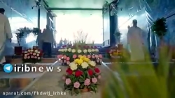 گل آرایی ضریح امام حسین (ع) در شب میلاد پیامبر اسلام (ص) گل آرایی ضریح امام حسین (ع) در شب میلاد پیامبر اسلام (ص)