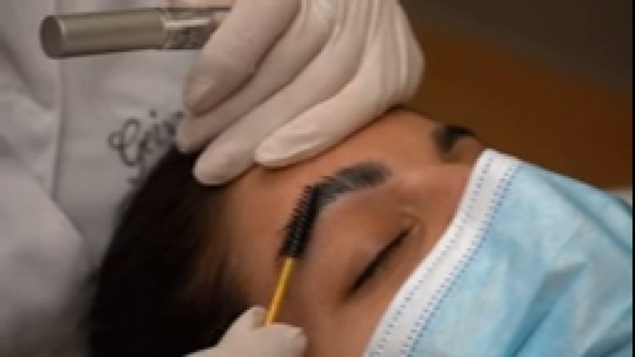 آموزش لیفت ابرو علامت لاسگ