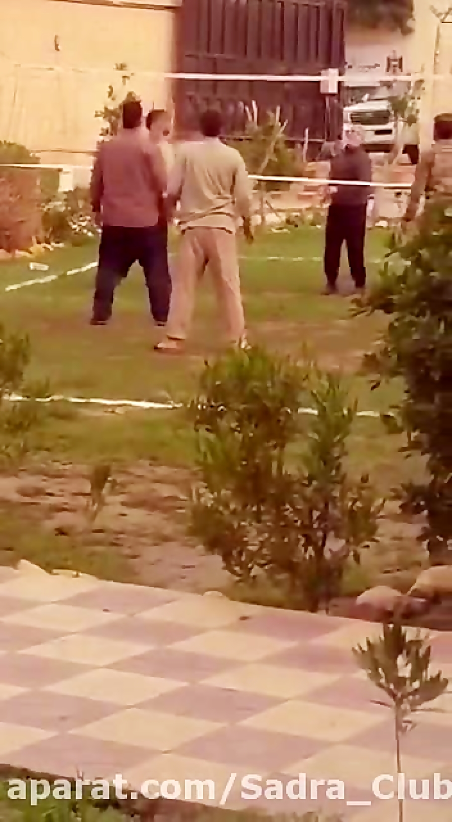 لحظاتی از والیبال بازی کردن شهید عزیز؛ حاج قاسم سلیمانی لحظاتی از والیبال بازی کردن شهید عزیز؛ حاج قاسم سلیمانی