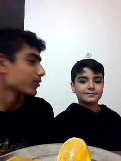 چالش سعی کن نخندی