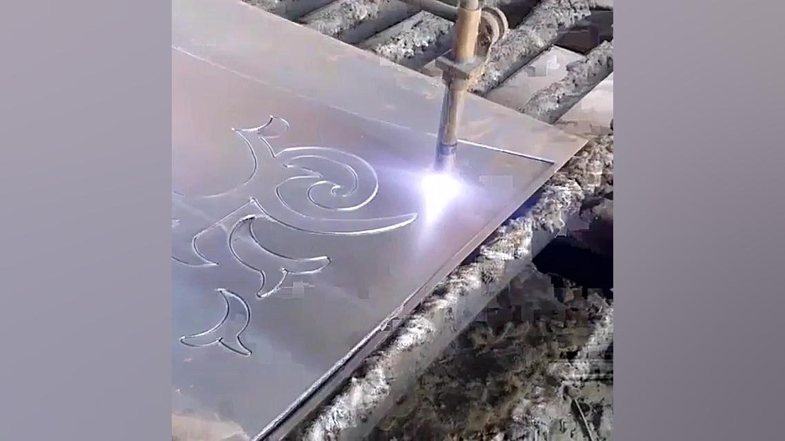 فروش دستگاه برش پلاسما فیل فندقی