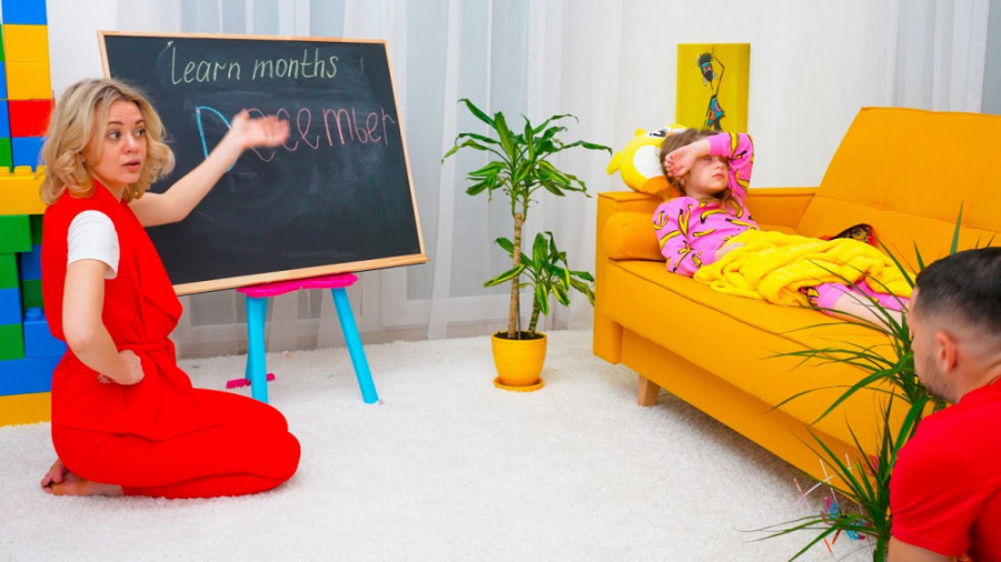 ماجرا های ایوا  مدرسه در خانه...