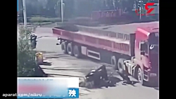 فیلم معجزه در زنده ماندن مرد م...