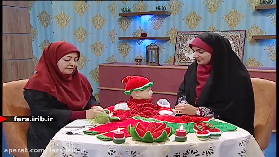 بافت یک پاپوش زیبا با طرح هندوانه برای شب یلداتون - شیراز
