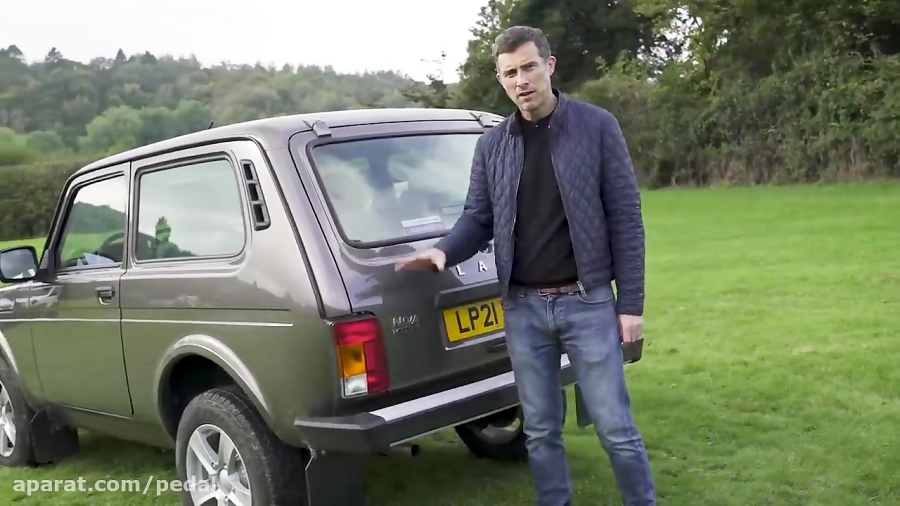 بررسی لادا نیوا