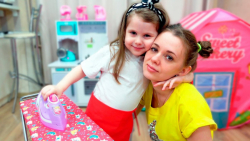 ایوا و مامان &raquo;&raquo; رو...