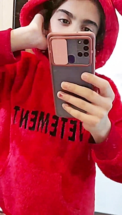 تزیین شب یلدا همراه با ایدا