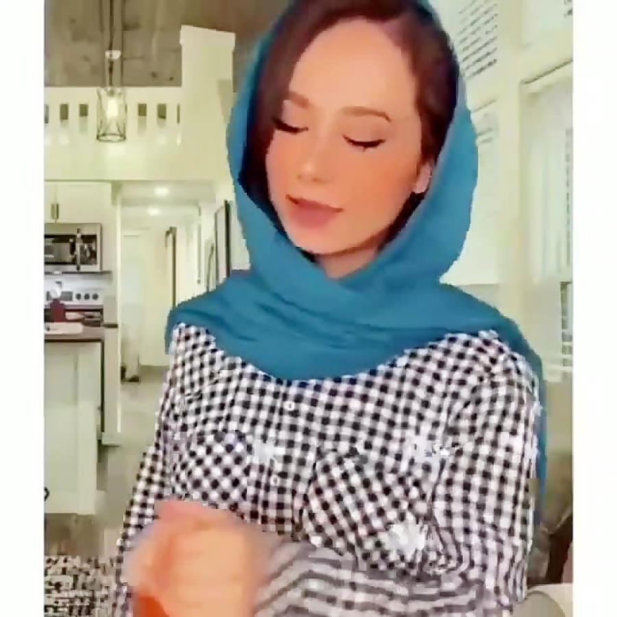 کلیپ خنده دار پریسا  طنز پریسا... ب کانال روبیکا یه سر بزنید