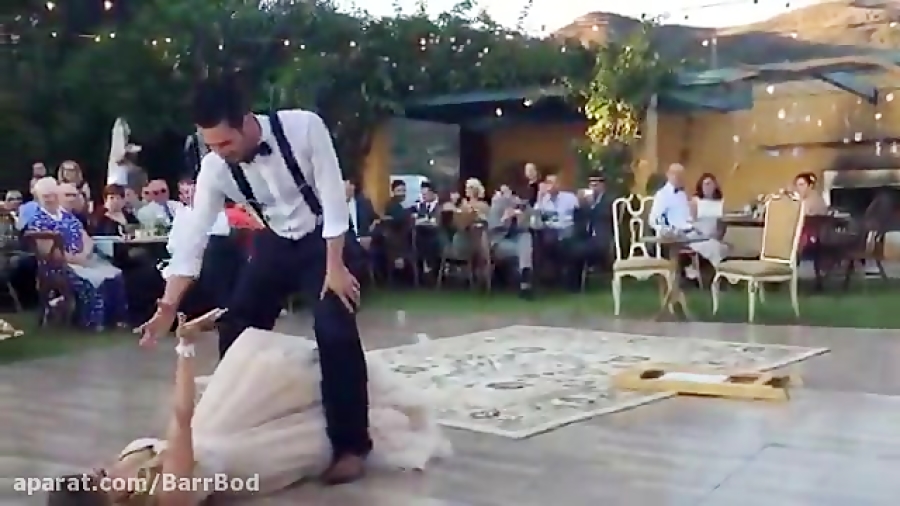 رقص عروس برای دامادش