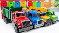 بازی با اسباب بازی ماشین بازی...