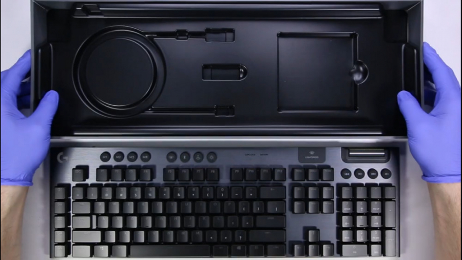 انباکس Logitech G915 Lightspeed
