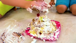 ساشا و جشن تولد تهیه سورپرایز...