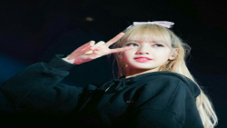 بلک پینک :: لیسا :: کپی ازاد