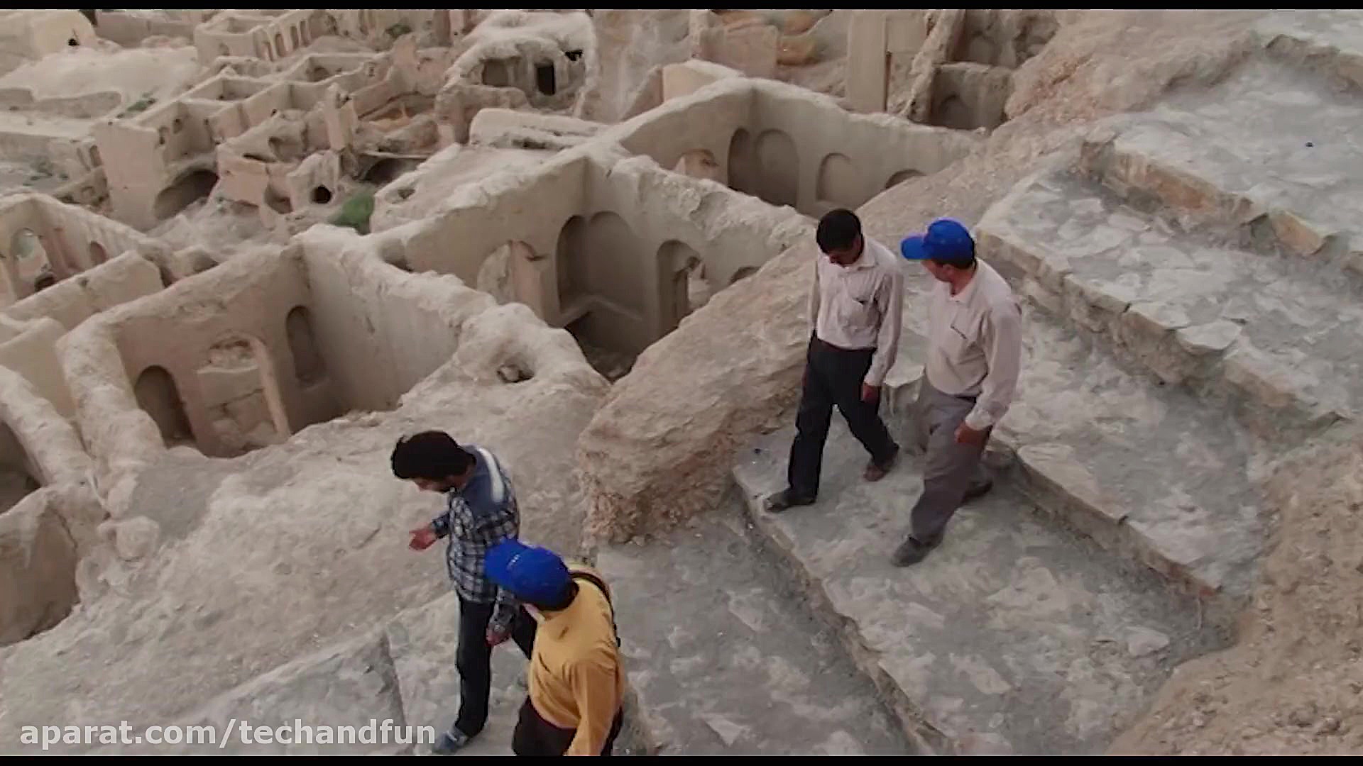 جاذبه های گردشگری آزادراه اصفهان - شیراز، سفری به ایزدخواست، مهرماه 1392 زمان591ثانیه