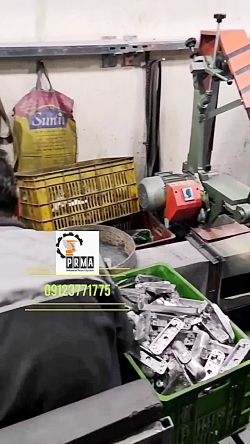 پولیش و سنباده کاری دستی