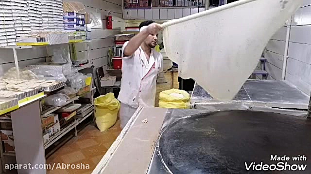 نان قندی و یوخه پزی شیرازی در بهبهان منافذ باز پوست