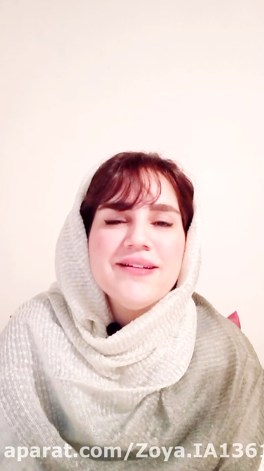 دلی دیرم دلی دیرم چو مرغ پا شکسته دلی دیرم دلی دیرم چو مرغ پا شکسته