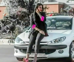 کلیپ پارس elx شوتی دختر ماشین...