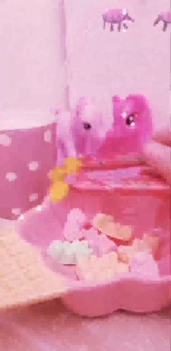 فیلم کیوت خوراکی دخترونه کیوت