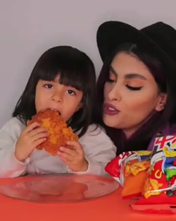 چالش غذا خوری