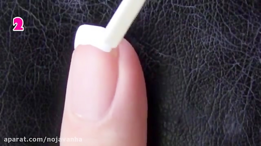 10 راه برای فرنچ کردن ناخن ها در منزل