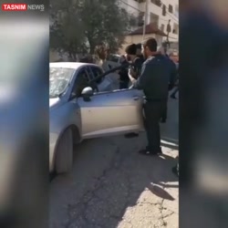 نظامیان اسرائیلی خودروی فلسطینیان را به رگبار بستند نظامیان اسرائیلی خودروی فلسطینیان را به رگبار بستند