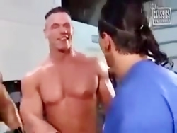 اولین برخورد دو قهرمان کشتی کج...